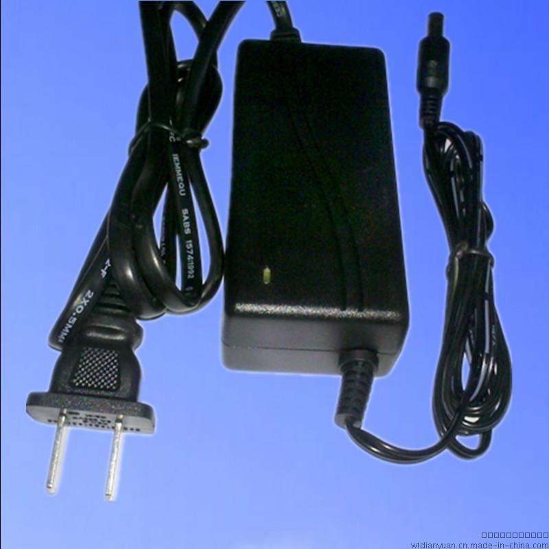 两头出线 12V2A桌面式 CCC认证电源